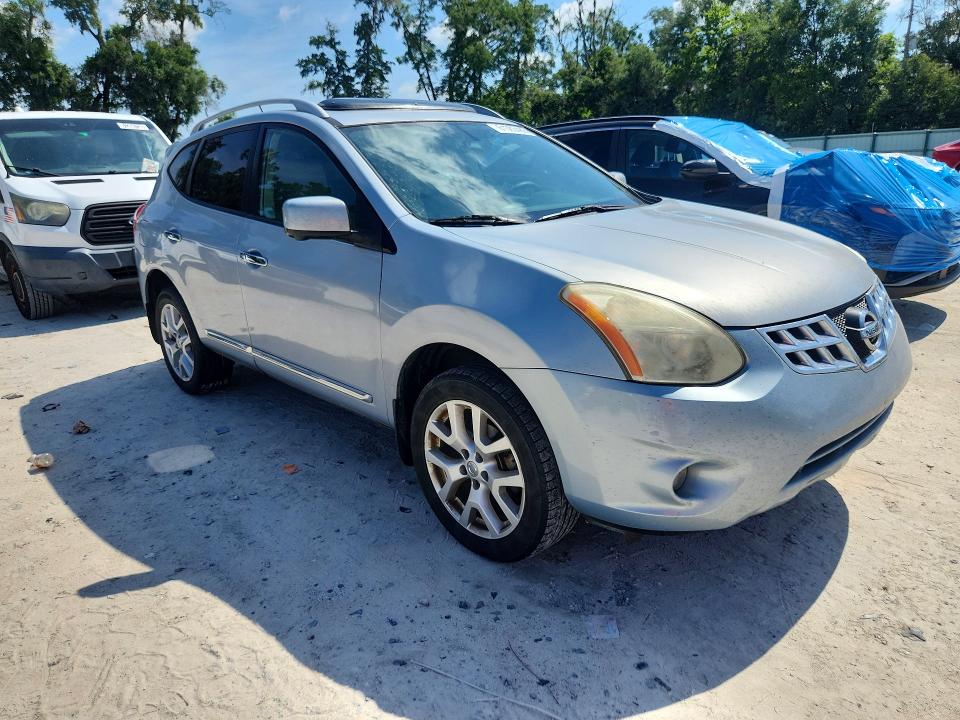 2013 Nissan Rogue sport VIN JN8AS5MT4DW028892 COPART salvage auction — MINOR DENT/SCRATCHES, Fl - Certificate Of Title, sold $350 on 2026-07-28 (photo 4)