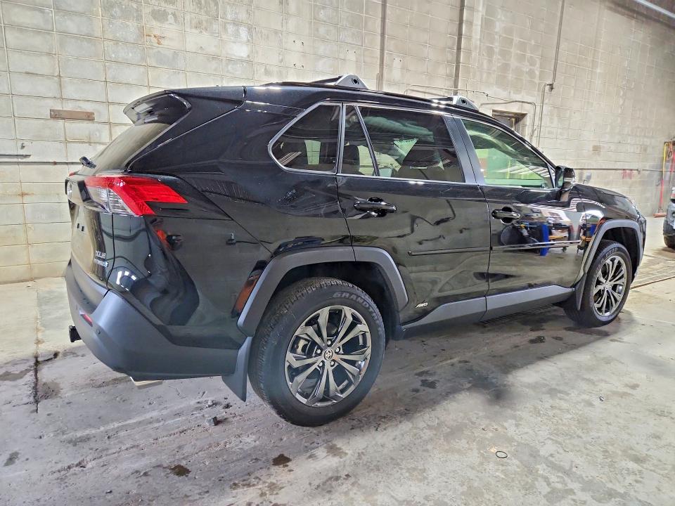 2024 Toyota Rav 4 VIN JTMB6RFV8RD122397 COPART salvage auction — SIDE, Mn - Cert Of Title-Salvage, sold $16,600 on 2026-07-14 (photo 3)