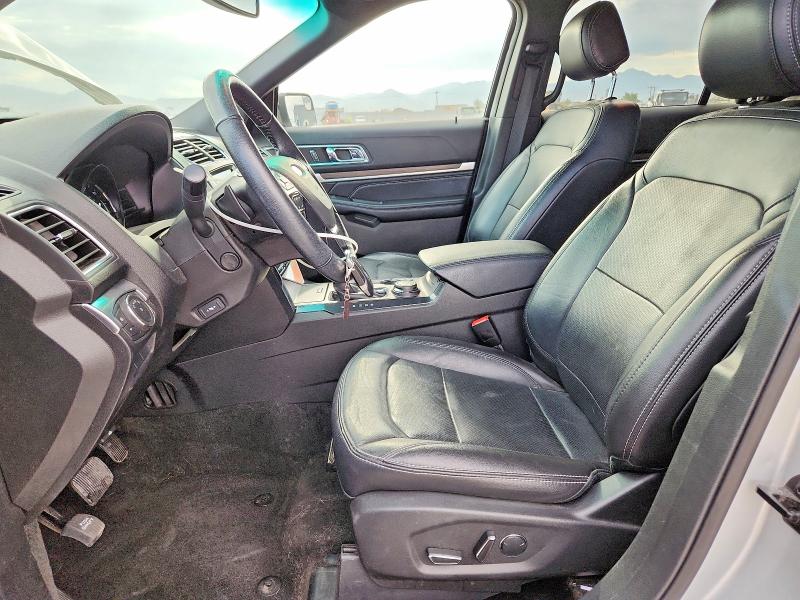 2017 Ford Explorer VIN 1FM5K8F8XHGB82218 COPART salvage auction — SIDE, Salvage Title, sold $7,200 on 2026-08-21 (photo 7)