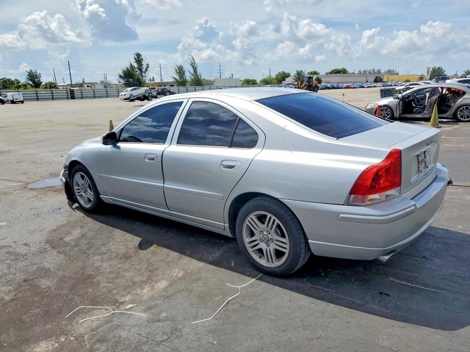 2007 Volvo S60 VIN YV1RS592372600619 COPART salvage auction — FRONT END, Fl - Cert Of Title Slvg Rebuildable, sold $325 on 2026-08-05 (photo 2)