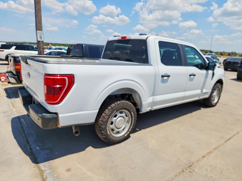 2022 Ford F-150 VIN 1FTFW1CD6NFB26297 COPART salvage auction — NORMAL WEAR, Tx - Certificate Of Title, sold $13,100 on 2026-07-30 (photo 3)