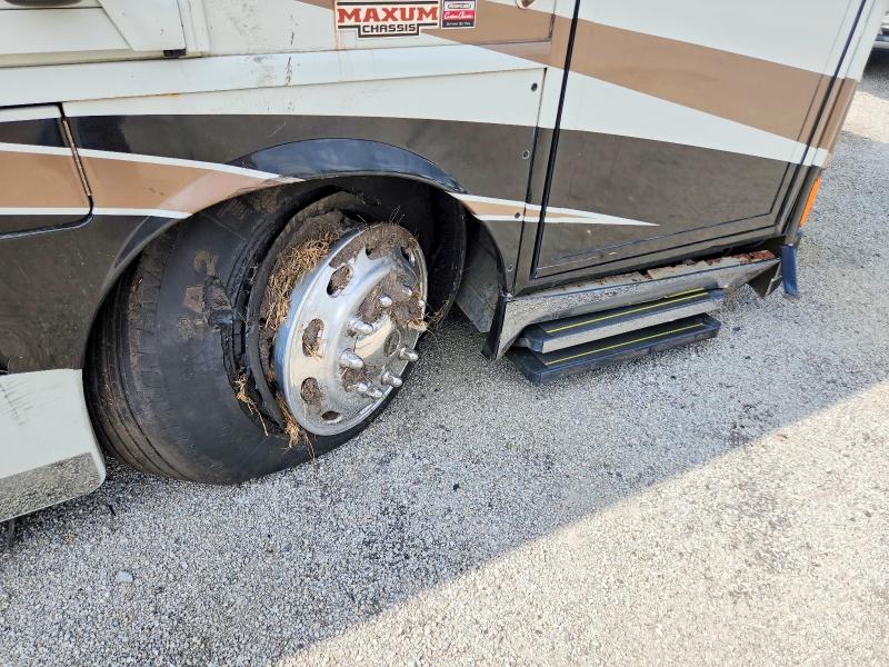 2013 Winnibago Recreational vehicle (rv) VIN 4UZFCUCY3DCFJ6673 COPART salvage auction — FRONT END, FL - CERT OF TITLE SLVG REBUILDABLE, sold $15,300 on 2026-09-17 (photo 9)