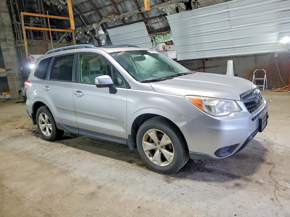 2015 Subaru Forester VIN JF2SJADC2FH402713 COPART salvage auction — MINOR DENT/SCRATCHES, Ny - Certificate Of Title, sold $525 on 2026-07-20 (photo 4)