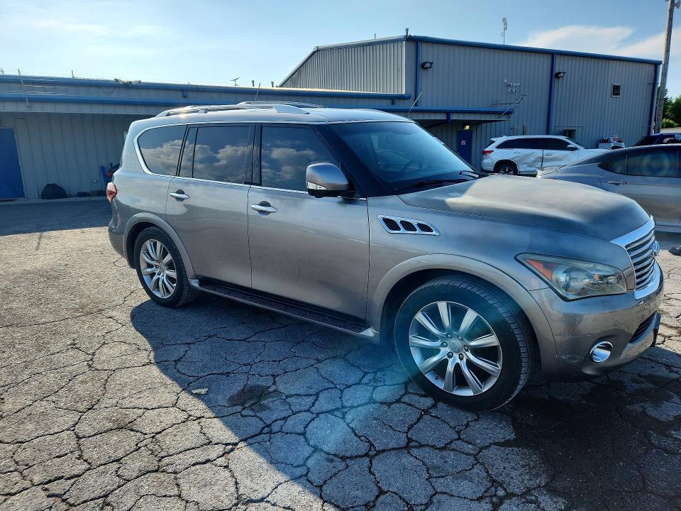 2011 Infiniti Qx56 VIN JN8AZ2NF3B9504239 COPART salvage auction — MECHANICAL, IL - CERT OF TITLE-REBUILT, sold $500 on 2026-07-16 (photo 4)