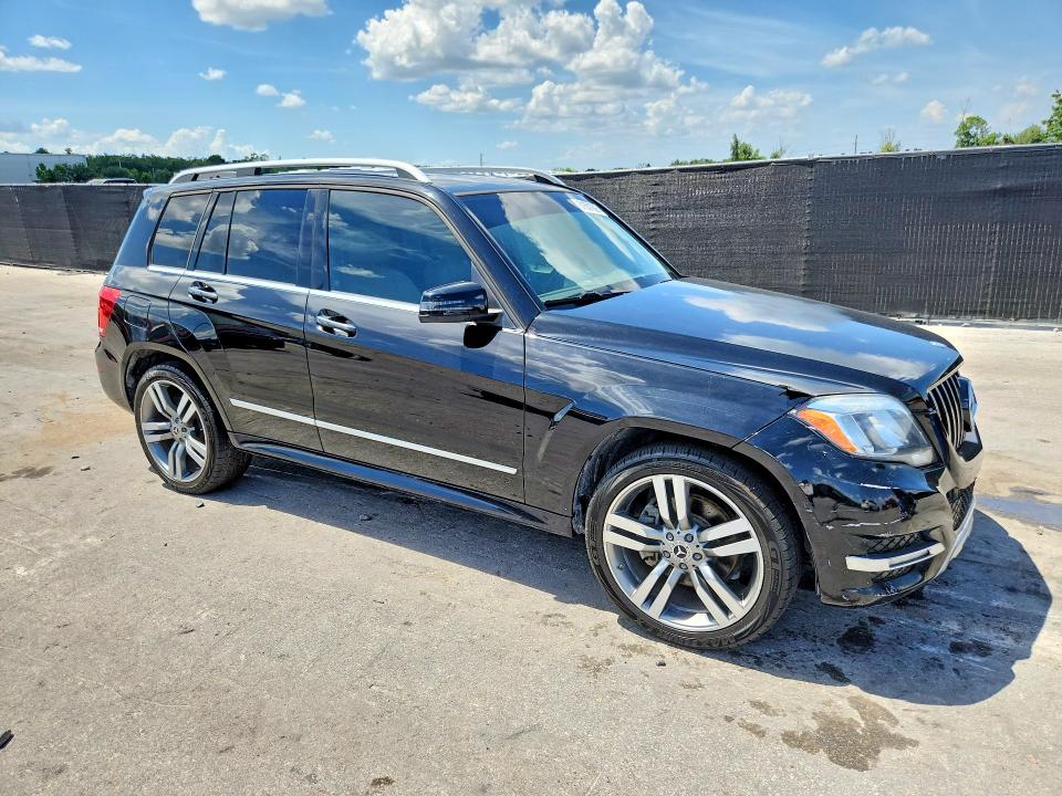 2015 Mercedes-benz Glk-klasse VIN WDCGG5HB1FG404951 COPART salvage auction — MINOR DENT/SCRATCHES, Fl - Certificate Of Title, sold $3,750 on 2026-08-04 (photo 4)