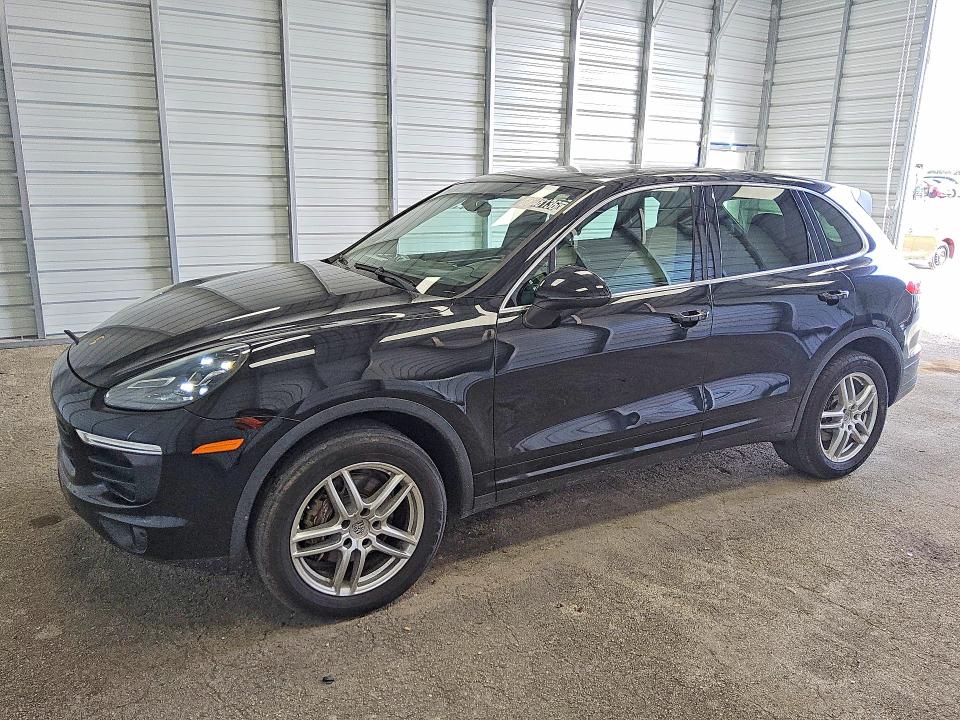 2016 Porsche Cayenne VIN WP1AA2A20GLA09219 COPART salvage auction — MINOR DENT/SCRATCHES, FL - CERTIFICATE OF TITLE, sold $7,700 on 2026-07-28 (photo 1)