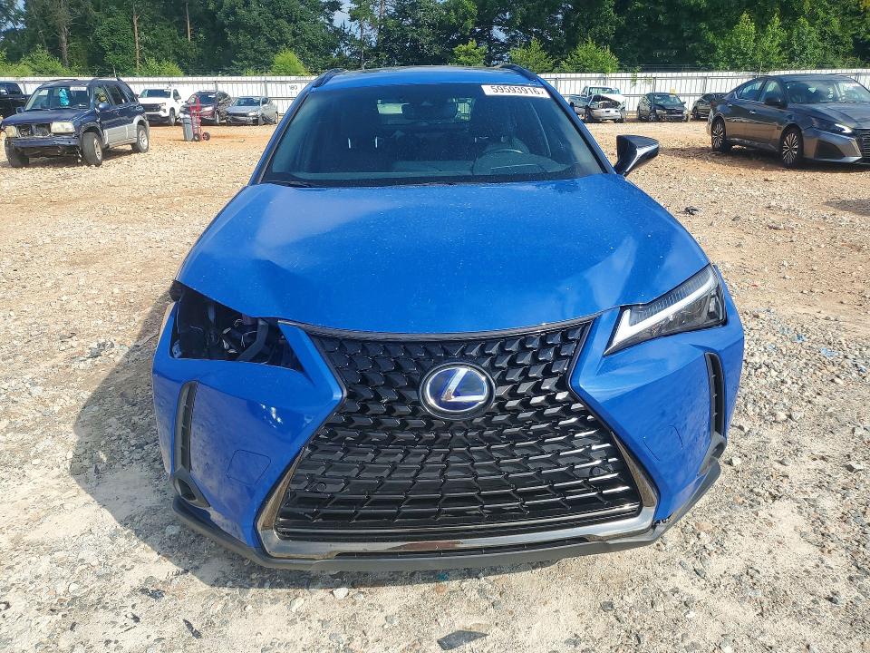 2021 Lexus Ux VIN JTHP9JBH6M2047331 COPART salvage auction — SIDE, Nc - Salvage Certificate Of Title, sold $7,200 on 2026-08-24 (photo 5)