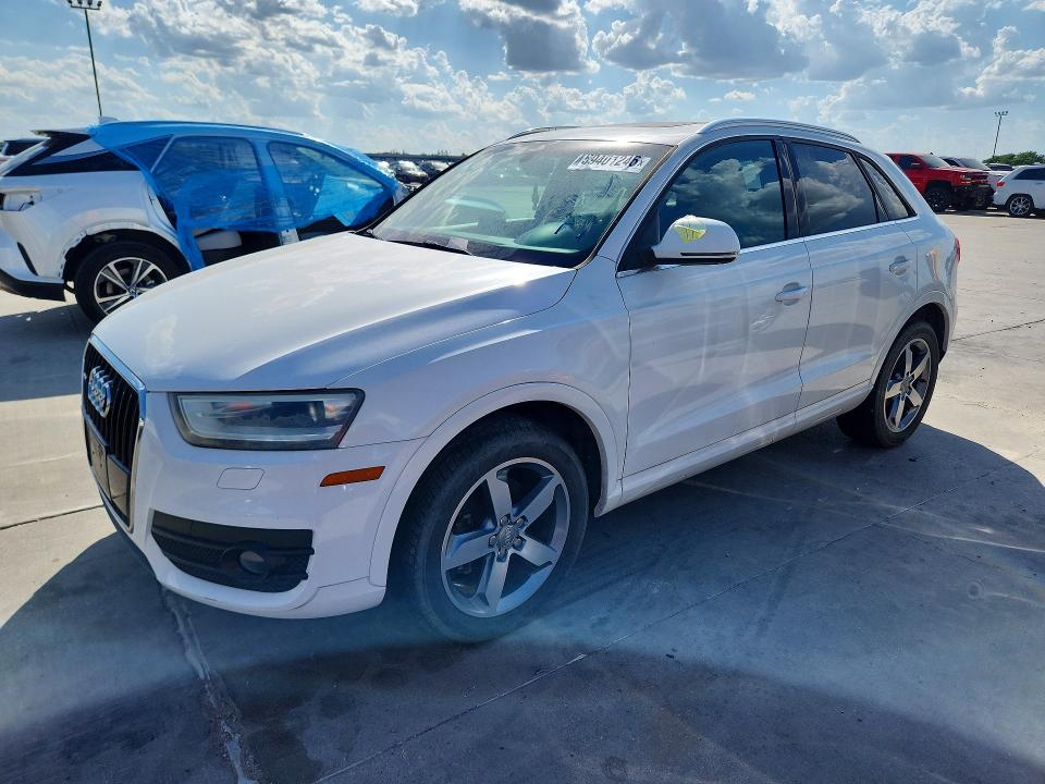 2015 Audi Q3 VIN WA1EFCFS9FR006747 COPART salvage auction — MECHANICAL, IN - CERTIFICATE OF TITLE (P), sold $1,950 on 2026-07-30 (photo 1)