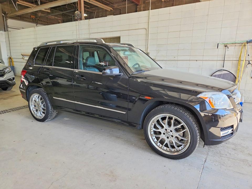 2011 Mercedes-benz Glk-class VIN WDCGG8HBXBF641293 COPART salvage auction — MINOR DENT/SCRATCHES, Mn - Non Public Clean Title, sold $275 on 2026-07-21 (photo 4)