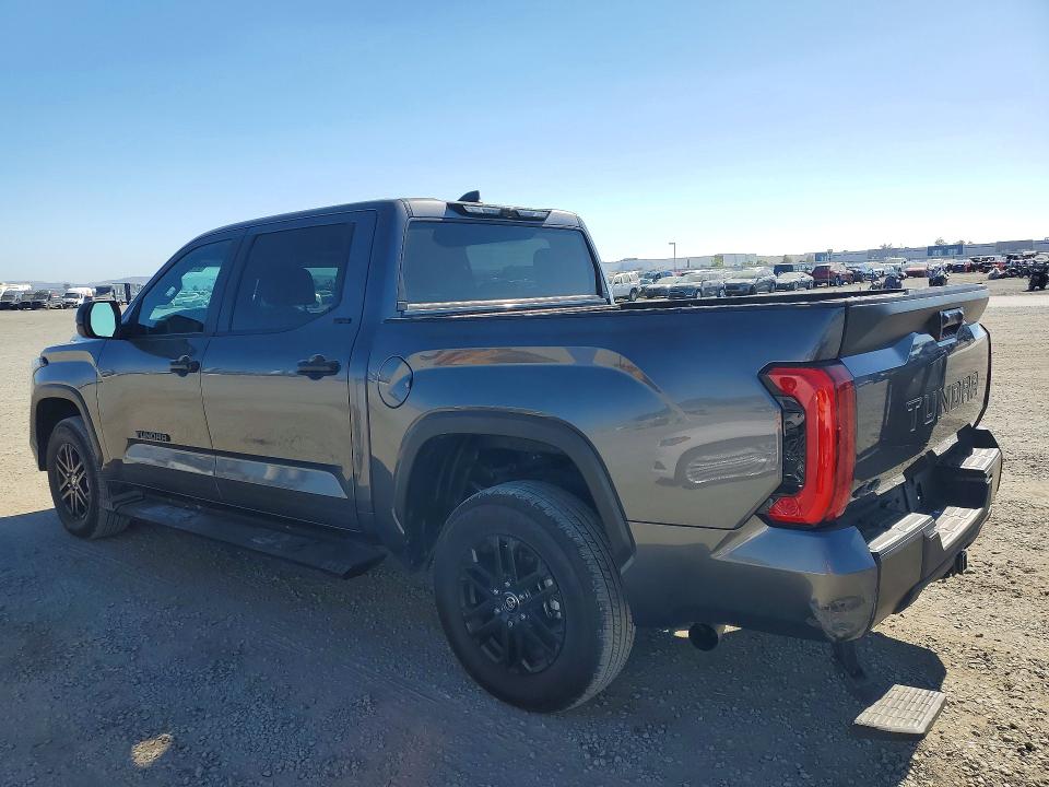 2025 Toyota Tundra VIN 5TFLA5DB6SX253353 COPART salvage auction — REAR END, Salvage Title, sold $27,250 on 2026-07-17 (photo 2)