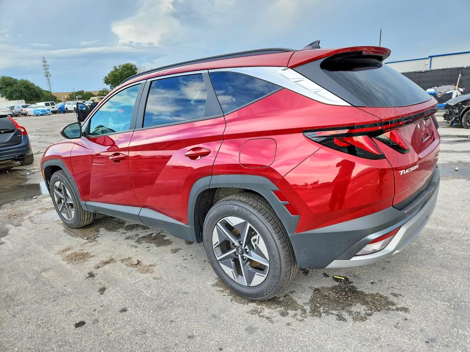 2026 Hyundai Tucson VIN 5NMJBCDE4TH697862 COPART salvage auction — HAIL, Ny - Certificate Of Title (P), sold $15,700 on 2026-07-30 (photo 2)