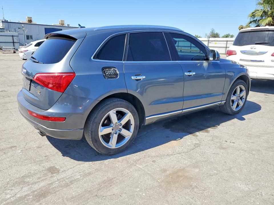 2012 Audi Q5 VIN WA1LFAFP9CA015773 COPART salvage auction — MINOR DENT/SCRATCHES, Ca - Dis/Dlr/Exp Only Clean Title, sold $325 on 2026-07-24 (photo 3)