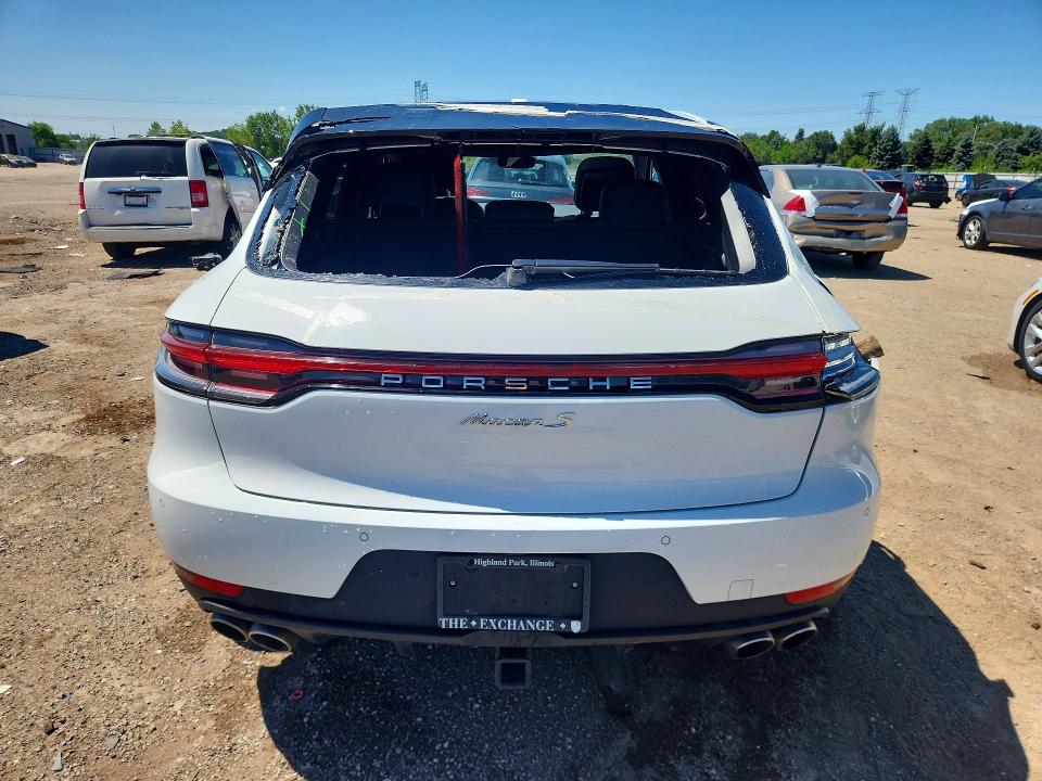 2021 Porsche Macan VIN WP1AB2A56MLB38052 COPART salvage auction — REAR END, Il - Salvage Certificate, sold $18,200 on 2026-09-01 (photo 6)
