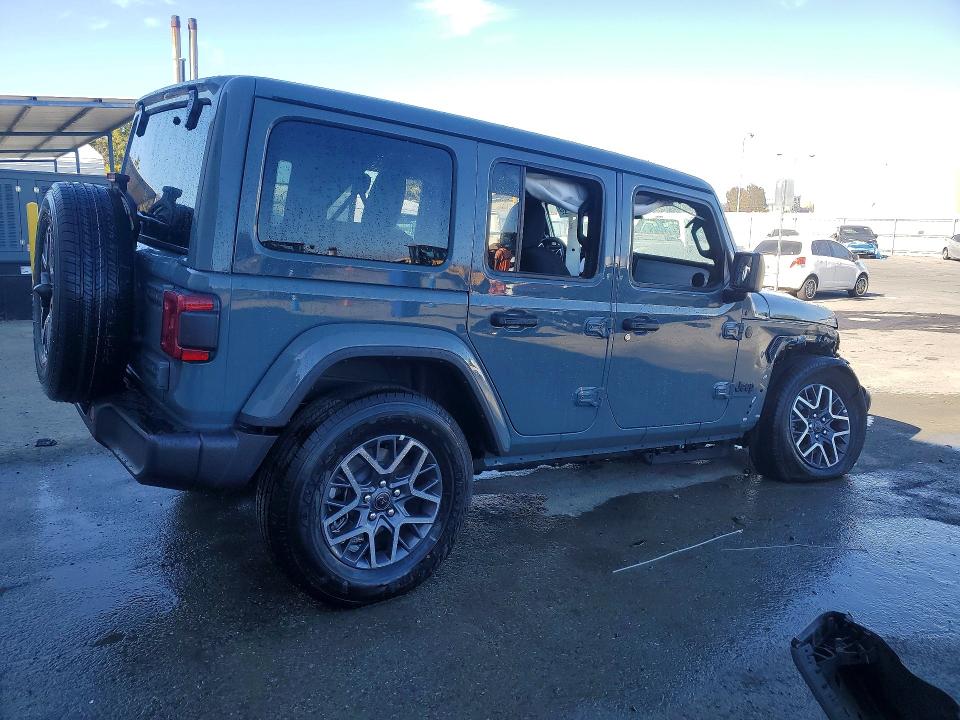 2026 Jeep Wrangler / VIN 1C4PJXEG2TW270178 COPART salvage auction — UNDERCARRIAGE, Ca - Certificate Of Title, sold $20,200 on 2026-07-27 (photo 3)