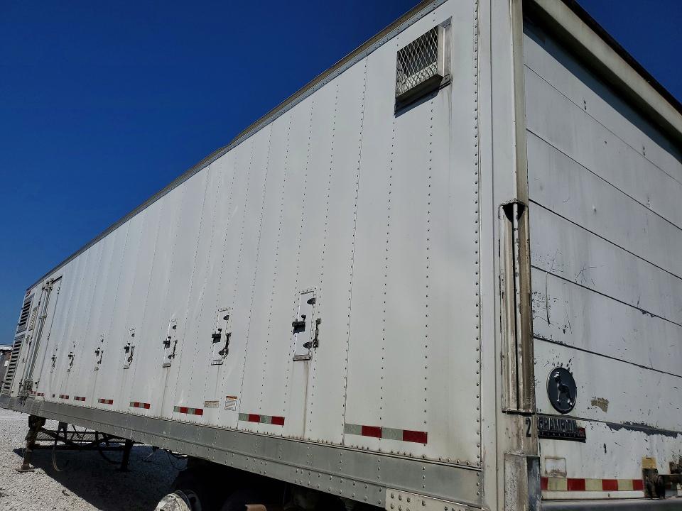 2019 Great dane trailers VIN 1GRAA9623KB163690 COPART salvage auction — SIDE, NE - CERT OF TITLE-SALVAGE, sold $4,150 on 2026-08-13 (photo 2)