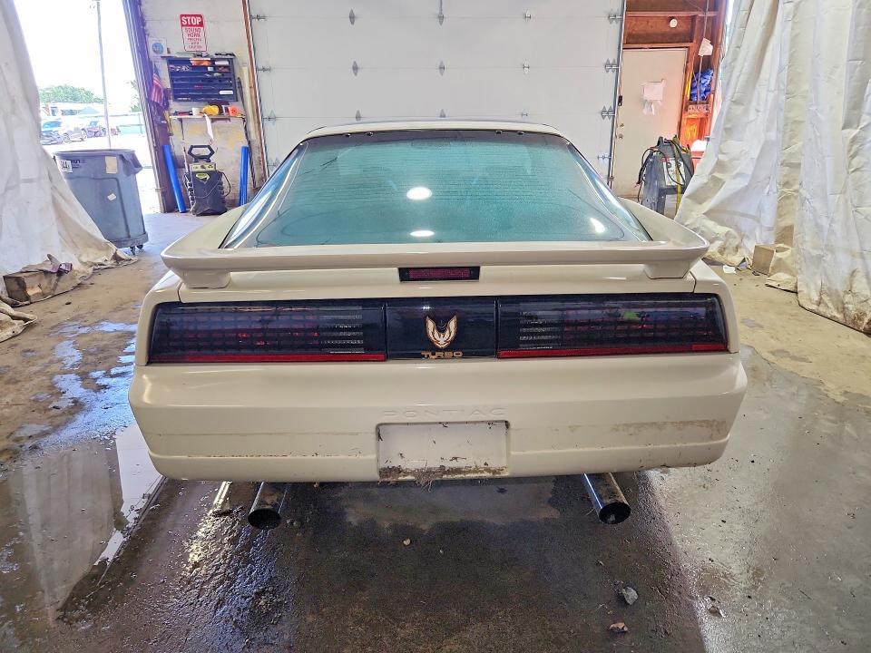 1989 Pontiac Firebird VIN 1G5FW2176KL243126 COPART salvage auction — WATER/FLOOD, Pa - Cert Of Salvage-W=Flood Veh, sold $25,500 on 2026-08-06 (photo 6)