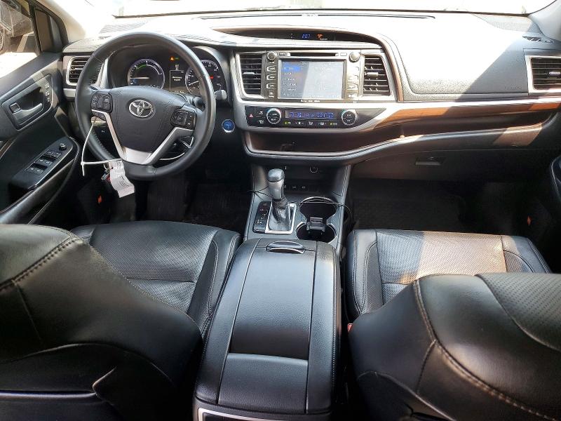 2016 Toyota VIN 5TDDCRFH6GS018603 COPART salvage auction — FRONT END, Salvage Title, sold $3,050 on 2026-07-31 (photo 8)