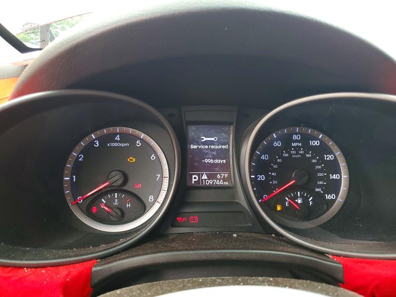 2015 Hyundai Santa fe VIN 5XYZT3LB7FG252473 COPART salvage auction — NORMAL WEAR, PA - CERTIFICATE OF SALVAGE, sold $1,450 on 2026-07-13 (photo 9)