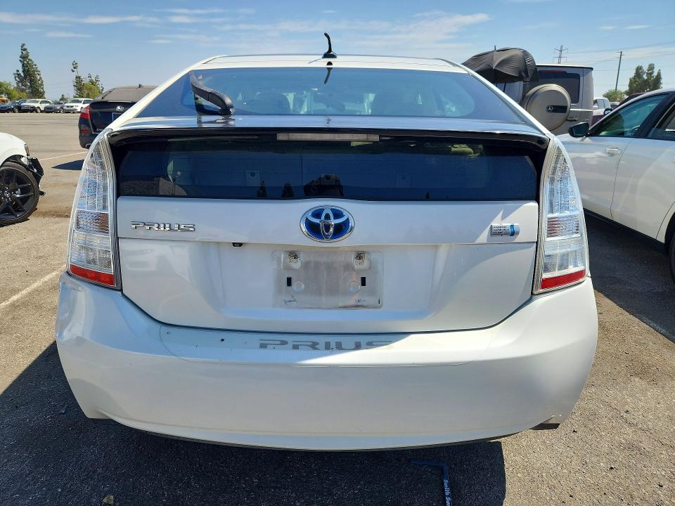 2010 Toyota Prius VIN JTDKN3DU6A1301991 COPART salvage auction — MINOR DENT/SCRATCHES, Ca - Dis/Dlr/Exp Only Clean Title, sold $1,150 on 2026-07-21 (photo 6)