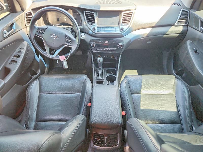 2016 Hyundai Tucson VIN KM8J33A25GU068712 COPART salvage auction — MINOR DENT/SCRATCHES, IL - CERTIFICATE OF TITLE (P), sold $4,100 on 2026-07-28 (photo 8)