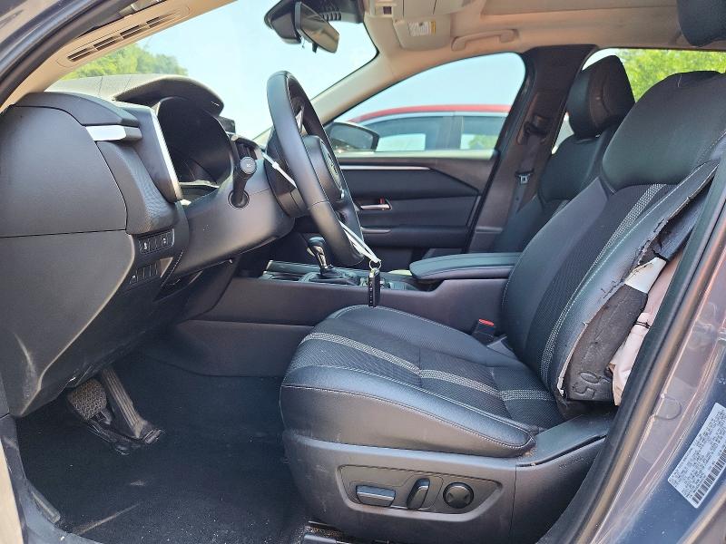 2025 Mazda Cx-50 VIN 7MMVABDMXSN386296 COPART salvage auction — ALL OVER, CT - CERTIFICATE OF TITLE, sold $6,100 on 2026-07-28 (photo 7)