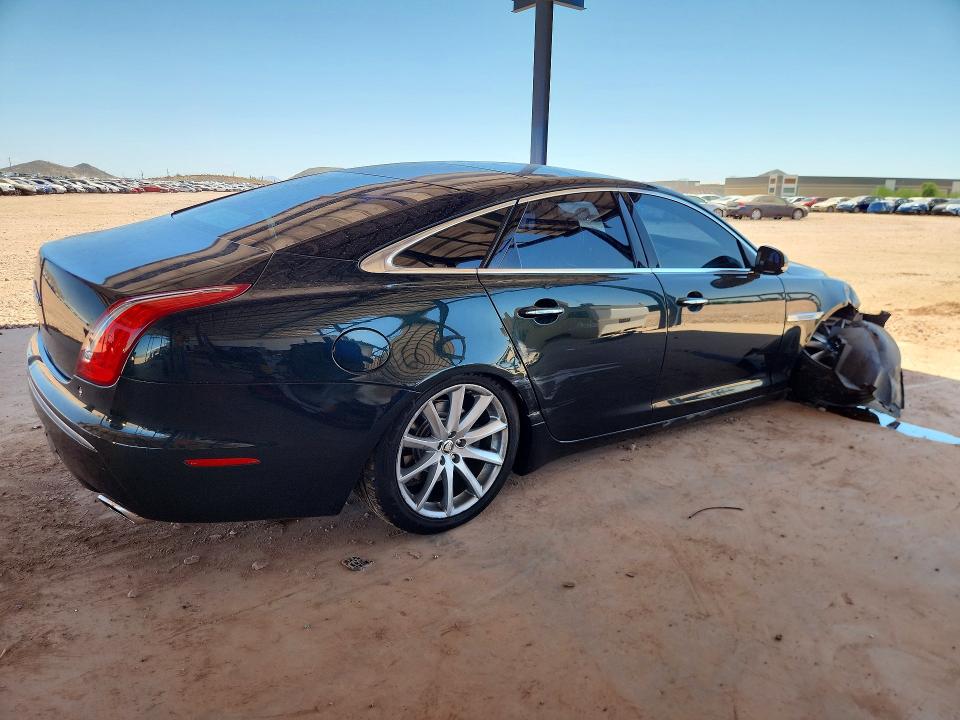 2011 Jaguar Xj series VIN SAJWA1CB1BLV17837 COPART salvage auction — FRONT END, Az - Cert Of Title - Salvage, sold $250 on 2026-07-21 (photo 3)