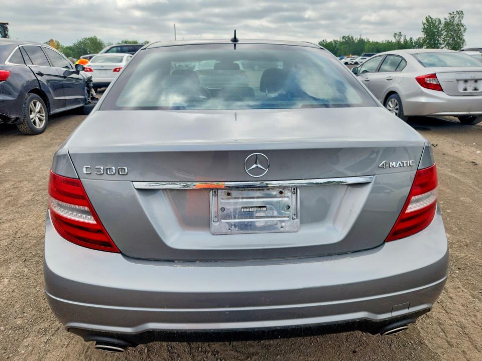 2013 Mercedes-benz VIN WDDGF8AB7DA864397 COPART salvage auction — WATER/FLOOD, Qc - Irrecuperable, sold $950 on 2026-08-25 (photo 6)
