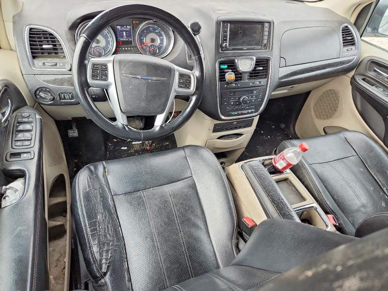 2013 Chrysler Town & country VIN 2C4RC1CG1DR768014 COPART salvage auction — REAR END, Ut - Salvage Certificate, sold $150 on 2026-08-28 (photo 8)
