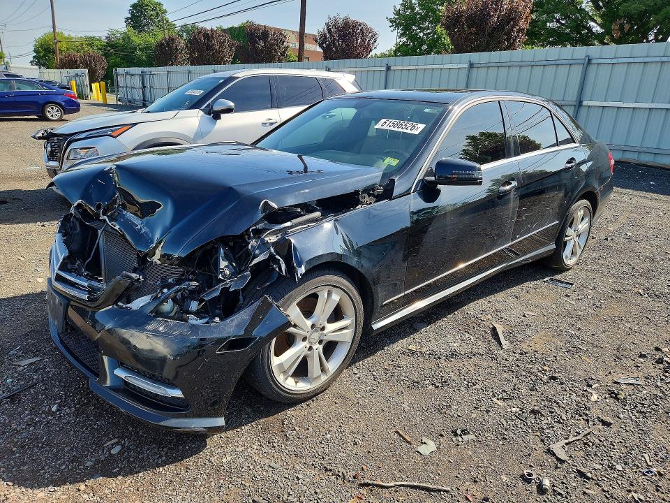 2013 Mercedes-benz E-klasse VIN WDDHF8JB7DA727903 COPART salvage auction — FRONT END, CT - CERT OF TITLE-SALVAGE, sold $1,250 on 2026-07-31 (photo 1)