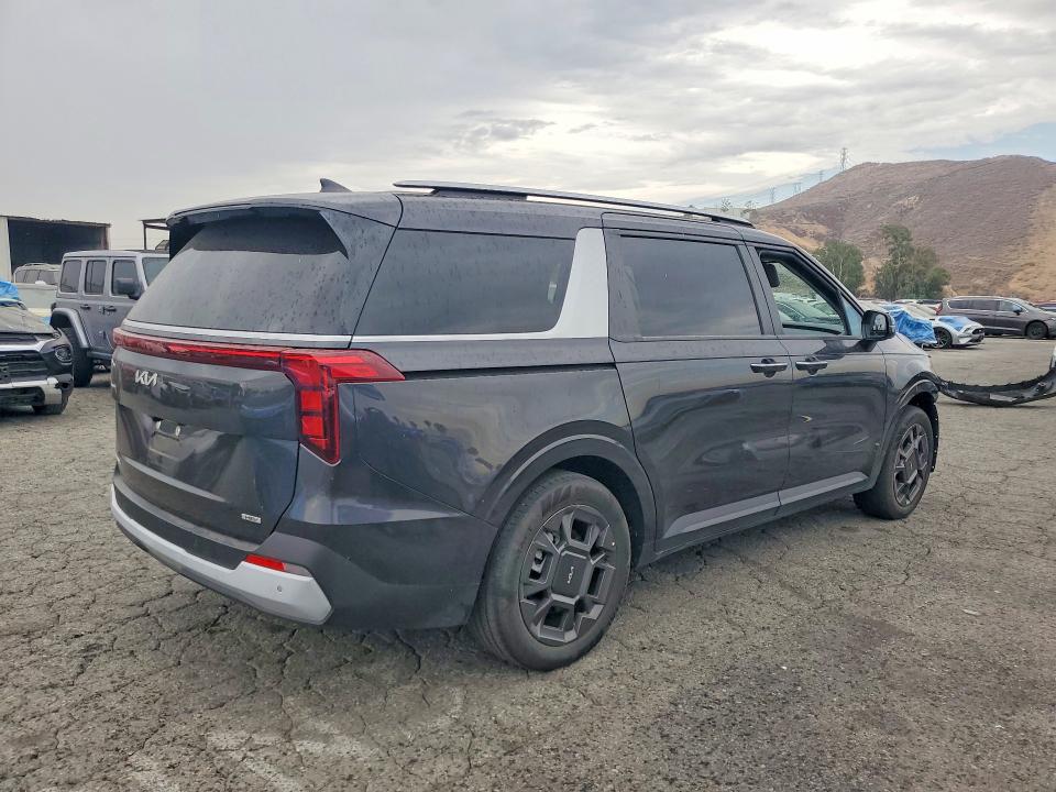2025 Kia Carnival VIN KNDNC5KA9S6038438 COPART salvage auction — FRONT END, Salvage Title, sold $14,300 on 2026-07-23 (photo 3)