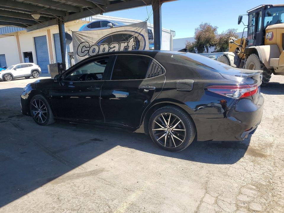 2022 Toyota Camry solara VIN 4T1G31AKXNU042201 COPART salvage auction — REAR END, Ca - Salvage Certificate, sold $7,600 on 2026-09-01 (photo 2)