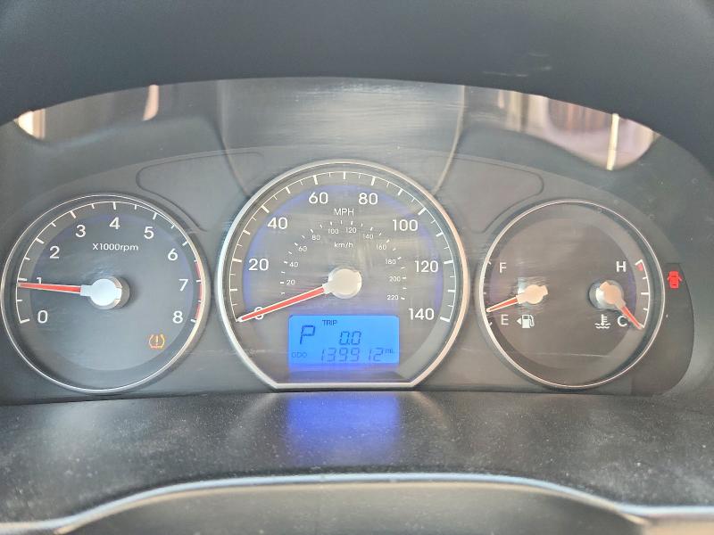 2012 Hyundai Santa fe VIN 5XYZGDAB2CG124960 COPART salvage auction — FRONT END, Tx - Salvage Vehicle Title, sold $1,600 on 2026-07-20 (photo 9)