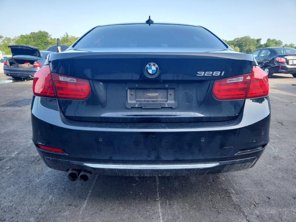 2012 BMW VIN WBA3A5C58CF257405 COPART salvage auction — FRONT END, Fl - Cert Of Title Slvg Rebuildable, sold $900 on 2026-08-12 (photo 6)