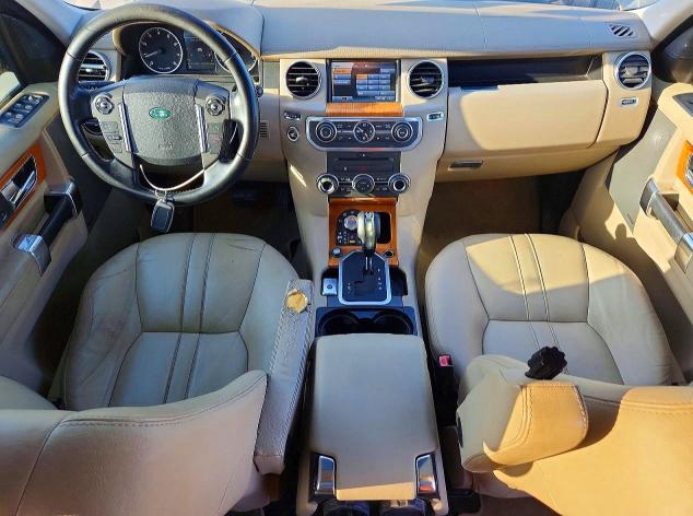 2011 Land rover Lr4 VIN SALAG2D47BA559897 COPART salvage auction — NORMAL WEAR, Tx - Certificate Of Title (P), sold $1,650 on 2026-07-16 (photo 8)