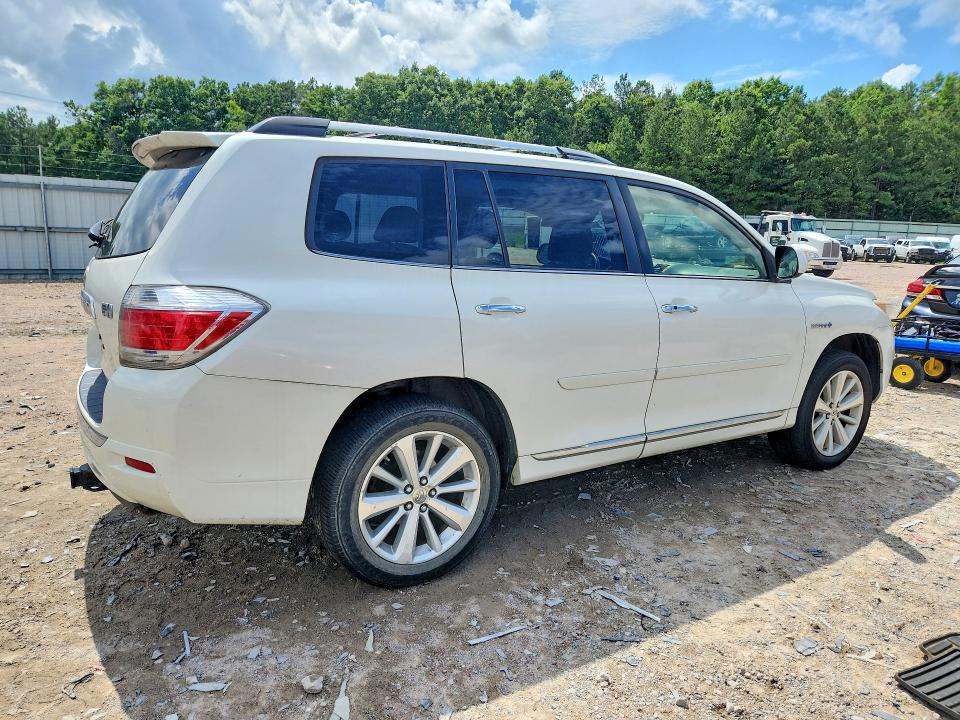 2013 Toyota Highlander VIN JTEDC3EH2D2018532 COPART salvage auction — MINOR DENT/SCRATCHES, Mt - Certificate Of Title, sold $1,100 on 2026-07-27 (photo 3)