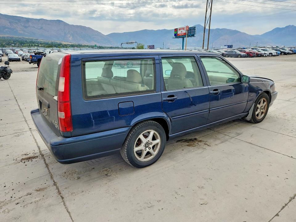 1998 Volvo V70 VIN YV1LW5671W2498794 COPART salvage auction — SIDE, Ut - Salvage Certificate, sold $175 on 2026-08-17 (photo 3)