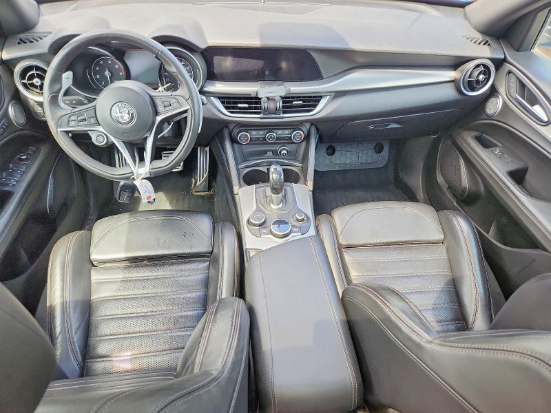 2019 Alfa romeo Stelvio VIN ZASPAKBN9K7C52170 COPART salvage auction — FRONT END, CT - CERTIFICATE OF TITLE (P), sold $5,700 on 2026-08-06 (photo 8)