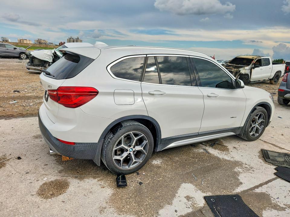 2016 BMW X1 VIN WBXHT3C34GP881095 COPART salvage auction — NORMAL WEAR, AR - CERTIFICATE OF TITLE, sold $4,500 on 2026-07-27 (photo 3)