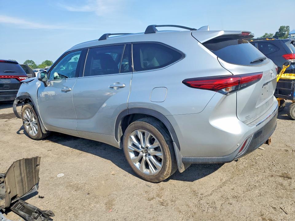 2020 Toyota Highlander VIN 5TDDZRBH4LS009946 COPART salvage auction — FRONT END, PA - CERTIFICATE OF SALVAGE, sold $8,000 on 2026-07-28 (photo 2)