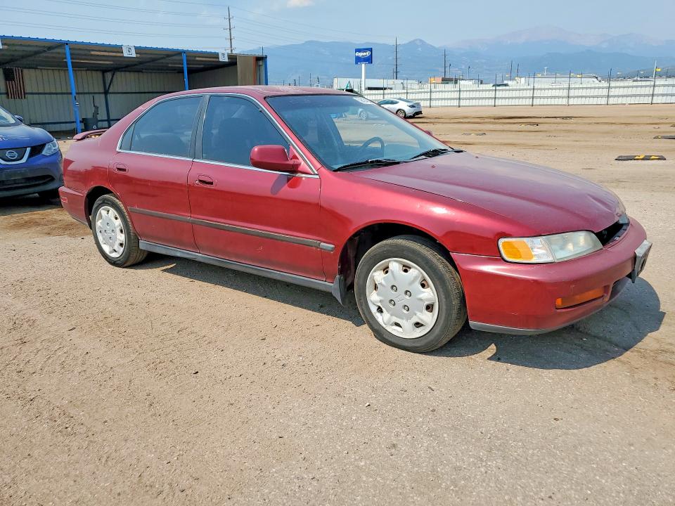 1997 Honda Accord VIN 1HGCD5534VA197727 COPART salvage auction — HAIL, CO - CERTIFICATE OF TITLE, sold $250 on 2026-07-22 (photo 4)