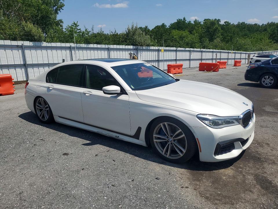 2016 BMW 7er VIN WBA7F2C57GG419395 COPART salvage auction — MINOR DENT/SCRATCHES, PA - CERT OF TITLE (P), sold $9,300 on 2026-07-28 (photo 4)