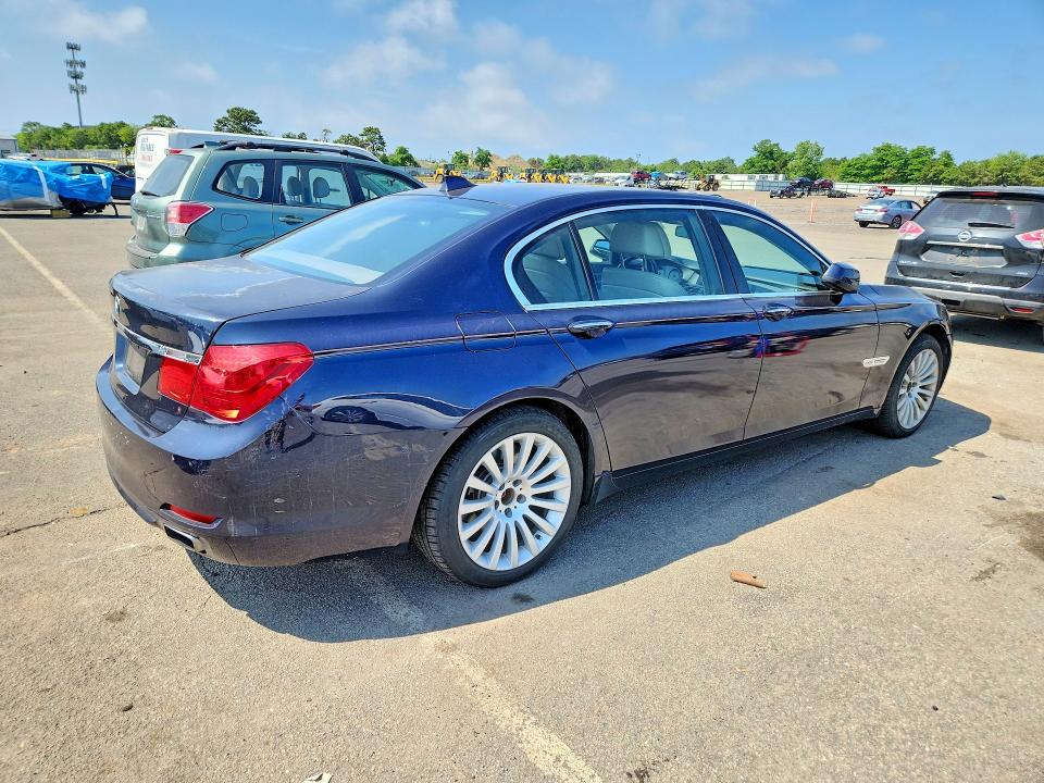 2012 BMW 7er VIN WBAKC8C54CC436680 COPART salvage auction — MINOR DENT/SCRATCHES, Ny - Certificate Of Title, sold $1,000 on 2026-07-22 (photo 3)
