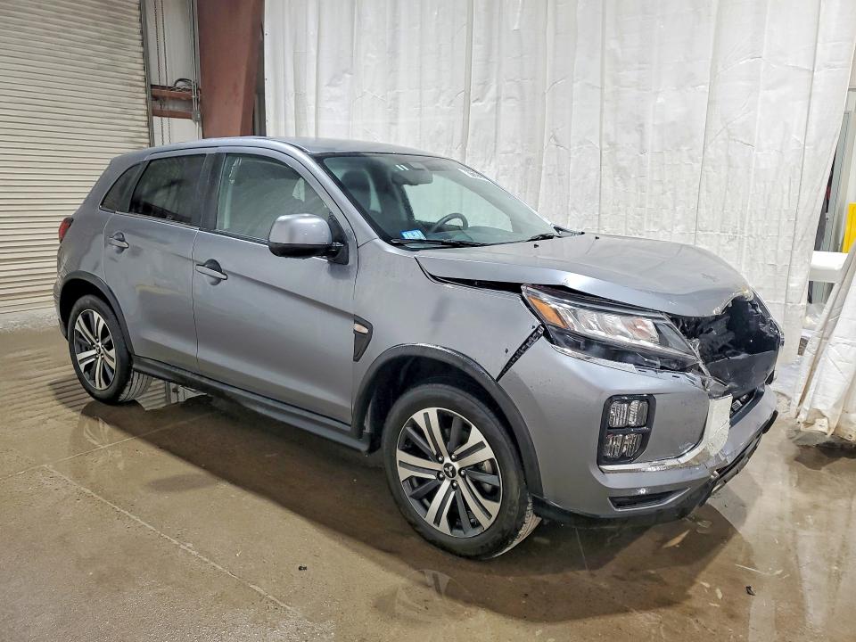 2025 Mitsubishi Outlander sport VIN JA4ARUAU0SU005515 COPART salvage auction — FRONT END, MA - CERTIFICATE OF TITLE, sold $7,400 on 2026-07-20 (photo 4)