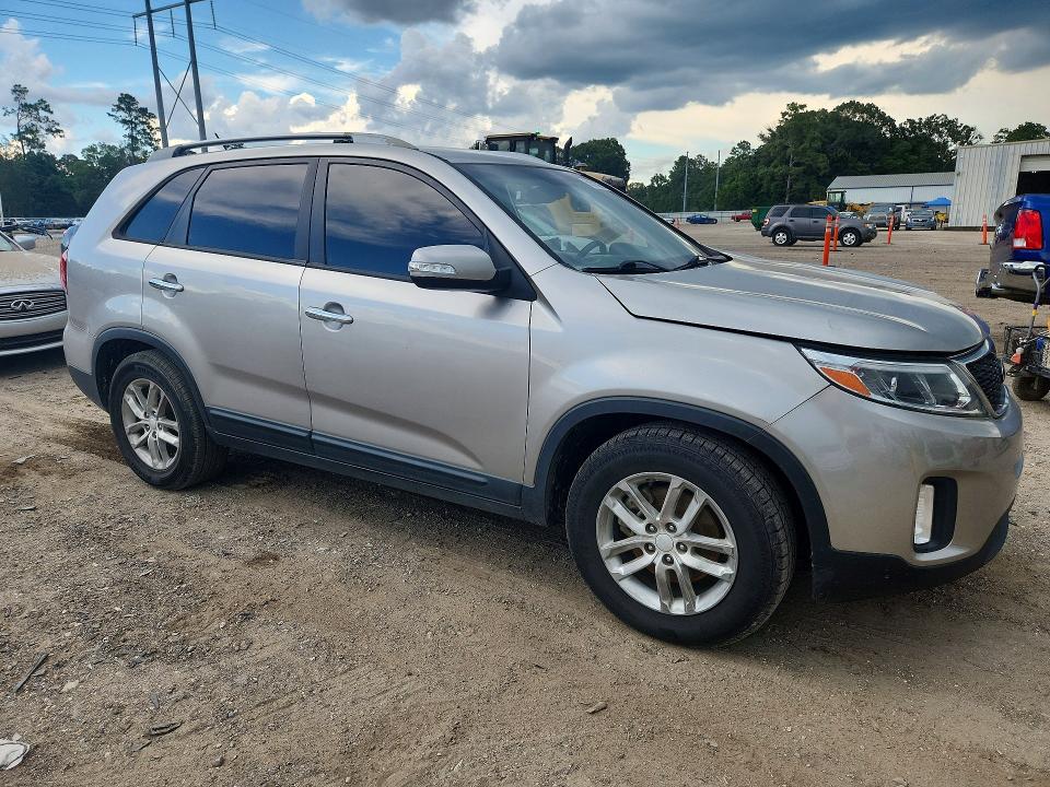 2015 Kia Sorento VIN 5XYKT4A62FG580817 COPART salvage auction — SIDE, La - Cert Of Title-Salvage, sold $225 on 2026-07-21 (photo 4)