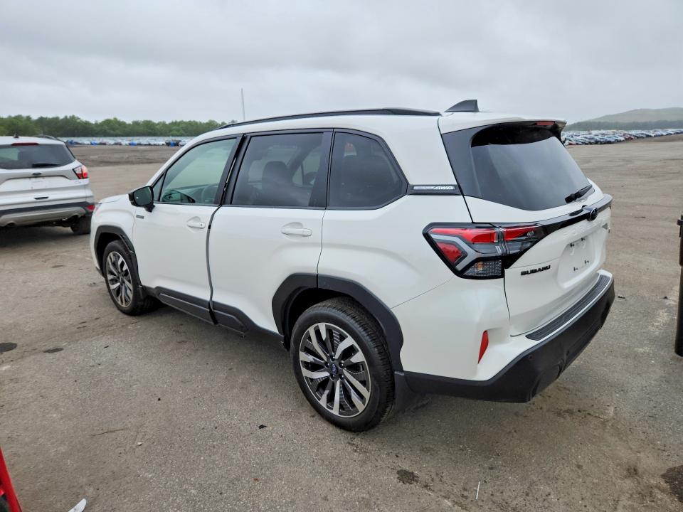 2025 Subaru Forester VIN JF2SLSTD1SH404442 COPART salvage auction — MINOR DENT/SCRATCHES, Ny - Mv-907A Salvage Certificate, sold $18,900 on 2026-07-13 (photo 2)