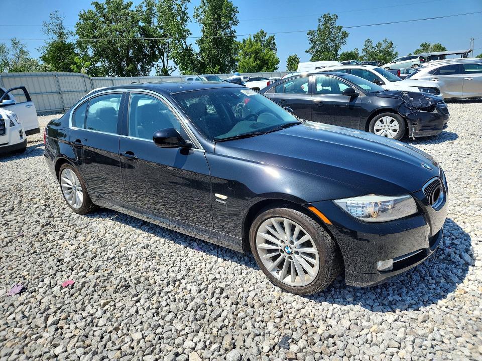 2011 BMW 3 series VIN WBAPL5C51BA920580 COPART salvage auction — NORMAL WEAR, MI - DEALER ONLY CLEAN TITLE, sold $1,300 on 2026-07-23 (photo 4)