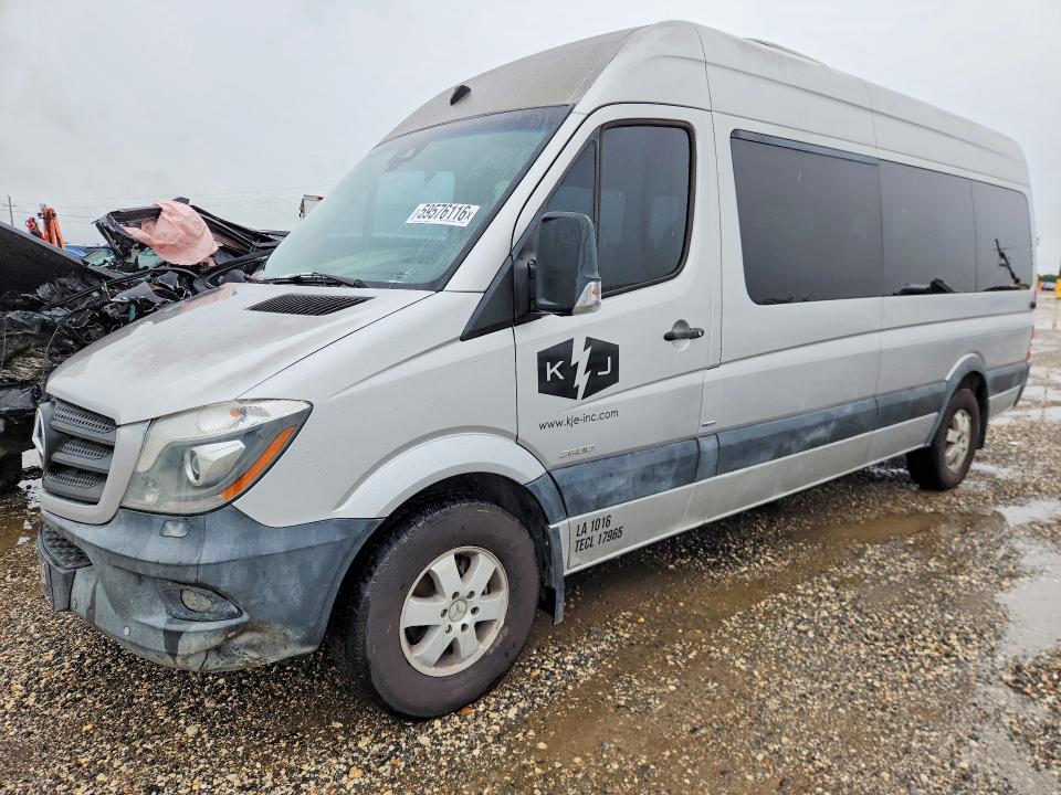 2016 Mercedes-benz Sprinter VIN 8BRPE8DD6GE122031 COPART salvage auction — MINOR DENT/SCRATCHES, LA - CERTIFICATE OF TITLE, sold $13,200 on 2026-07-28 (photo 1)