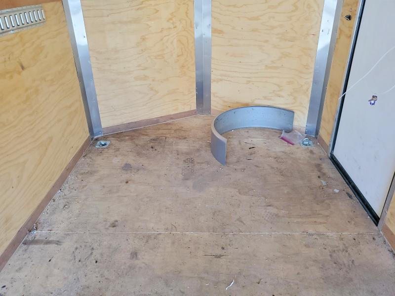 2022 United Enclosed cargo VIN 7RXTE1626NA204639 COPART salvage auction — HAIL, IA - CERTIFICATE OF TITLE, sold $550 on 2026-07-28 (photo 5)
