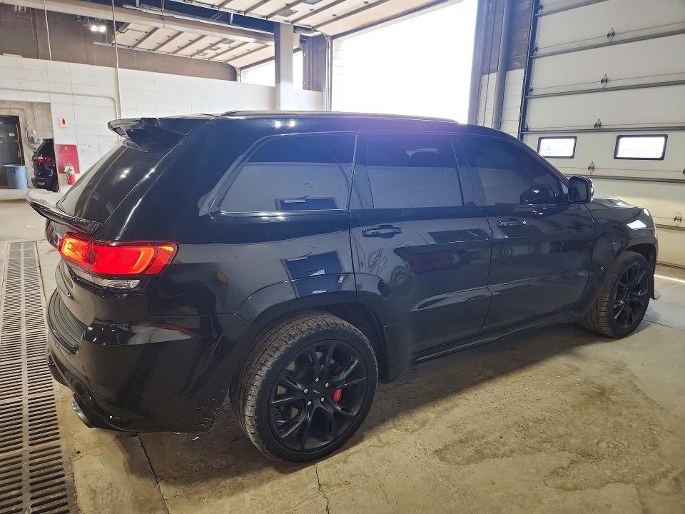 2017 Jeep Grand cherokee VIN 1C4RJFDJ4HC905961 COPART salvage auction — MINOR DENT/SCRATCHES, Mn - Cert Of Title-Prior Salvage, sold $18,500 on 2026-07-31 (photo 3)