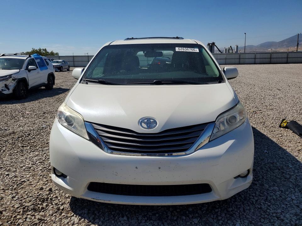 2017 Toyota Sienna VIN 5TDYZ3DC2HS889388 COPART salvage auction — REAR END, Ut - Salvage Certificate, sold $8,100 on 2026-08-21 (photo 5)